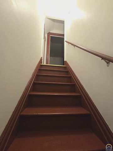 1329 NW Eugene ST, Topeka, KS 66608