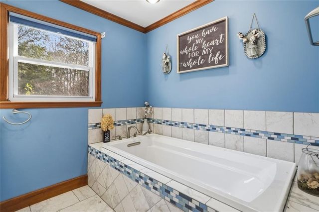 205 Hart Circle, Dallas, GA 30132