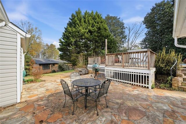 205 Hart Circle, Dallas, GA 30132