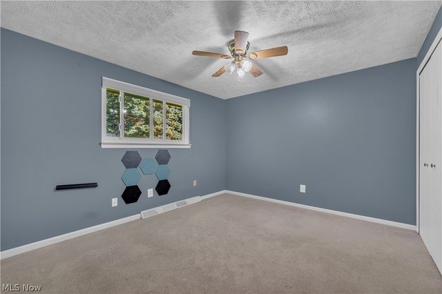 6033 Harrison Street, Mentor, OH 44060