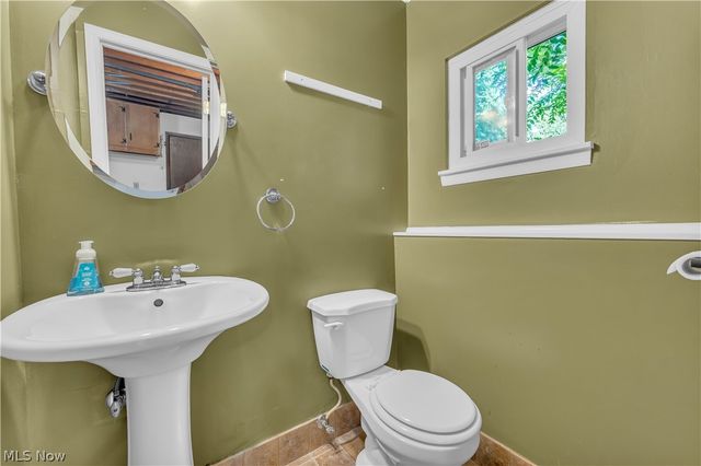 6033 Harrison Street, Mentor, OH 44060