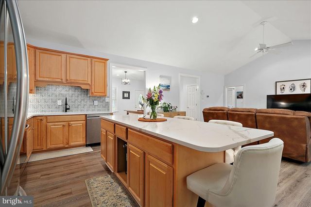 9410 LAKE VIEW DR, Berlin, MD 21811