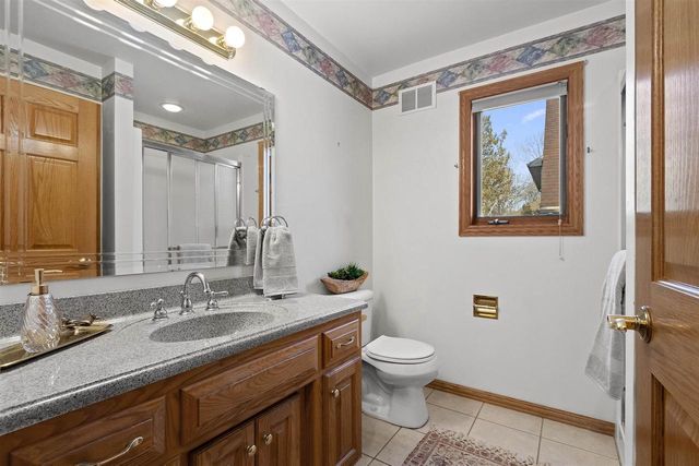 3096 LEPAK LANE, Green Bay, WI 54313