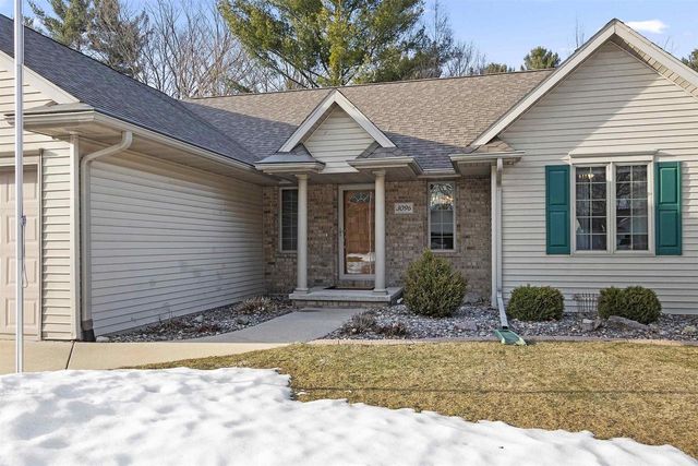 3096 LEPAK LANE, Green Bay, WI 54313