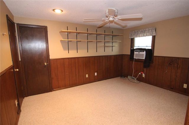 11415 W 49th Terrace, Shawnee, KS 66203