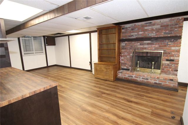 11415 W 49th Terrace, Shawnee, KS 66203