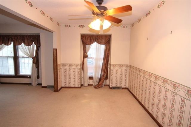 11415 W 49th Terrace, Shawnee, KS 66203