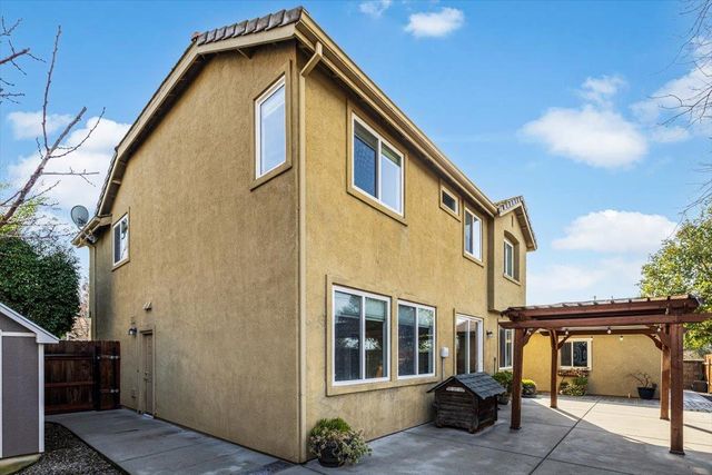 4056 Aitken Dairy Rd, Rocklin, CA 95677