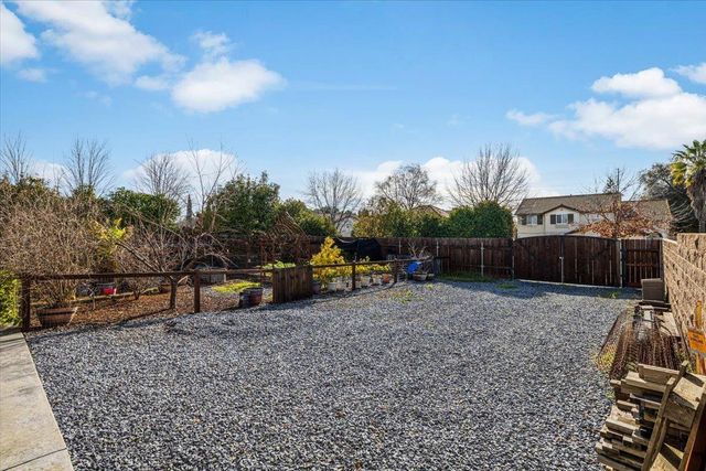 4056 Aitken Dairy Rd, Rocklin, CA 95677