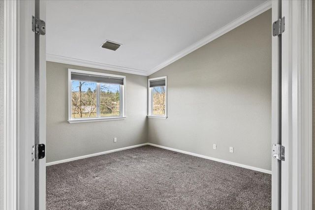 4056 Aitken Dairy Rd, Rocklin, CA 95677