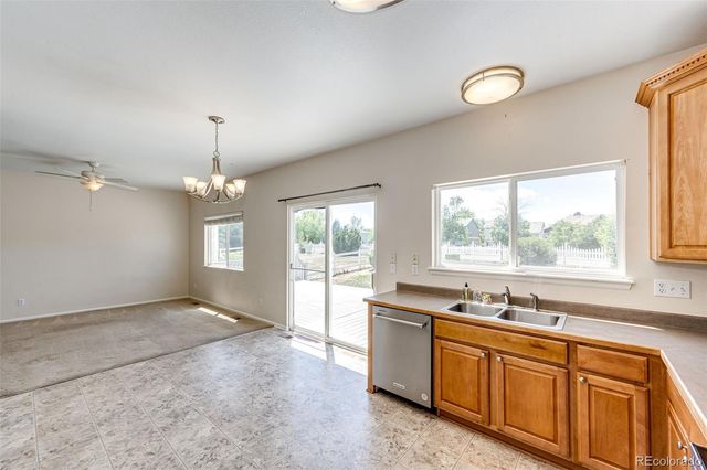 24621 E Kansas Circle, Aurora, CO 80018
