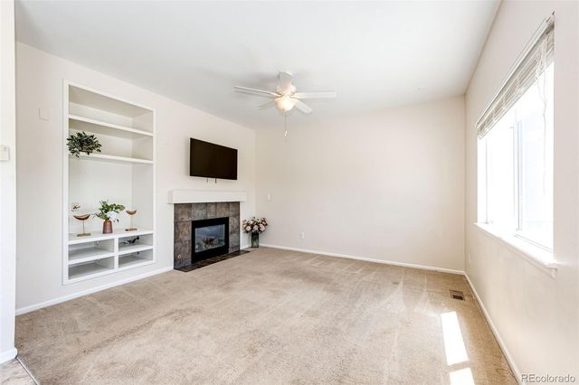 24621 E Kansas Circle, Aurora, CO 80018