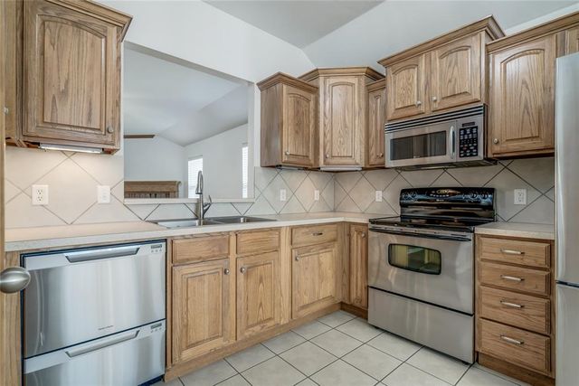 17633 Cobalt Avenue, Edmond, OK 73012