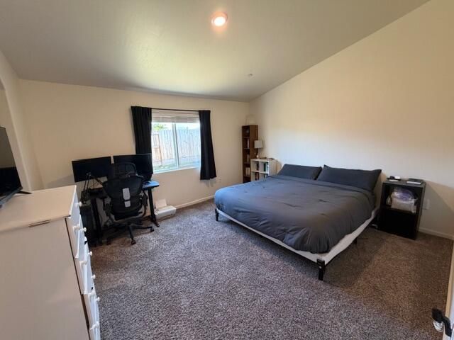 1192 Creekside Place, Porterville, CA 93257