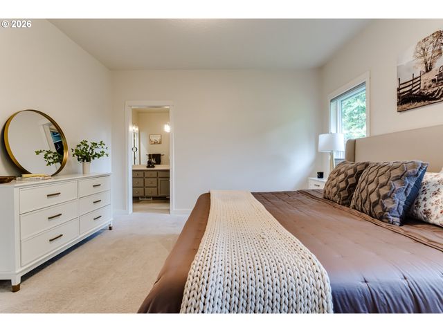 3320 SAINT THOMAS St, Eugene, OR 97408