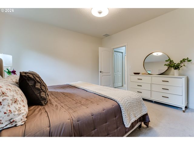 3320 SAINT THOMAS St, Eugene, OR 97408