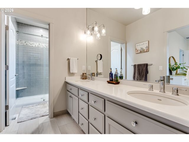 3320 SAINT THOMAS St, Eugene, OR 97408