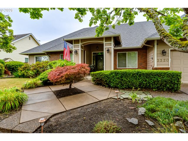 3320 SAINT THOMAS St, Eugene, OR 97408