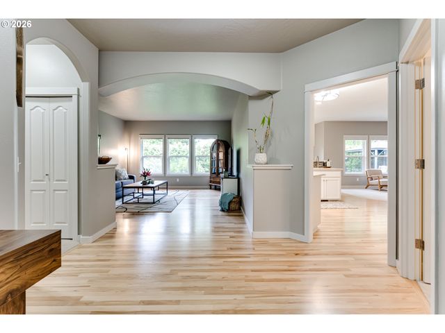 3320 SAINT THOMAS St, Eugene, OR 97408