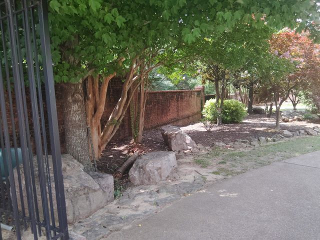 120 FOUNDERS LN, Memphis, TN 38103