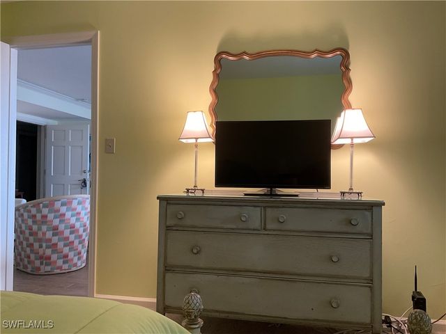 2600 Gulf Shore BLVD N 64, Naples, FL 34103