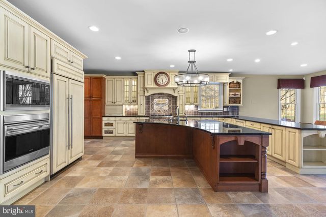 3091 EMERALD VALLEY RD, Ellicott City, MD 21042