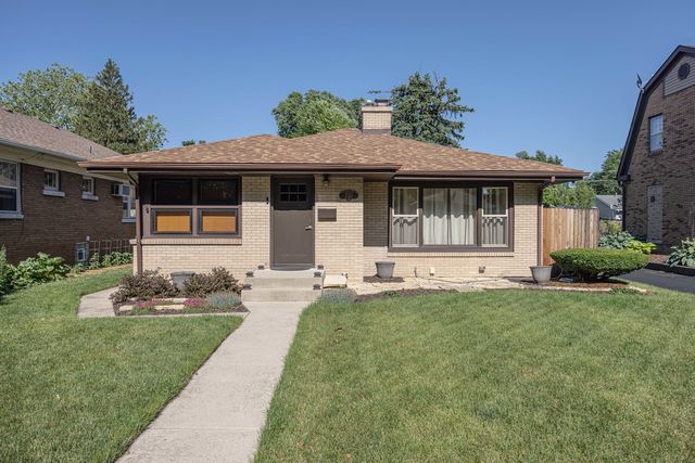 710 Cornelia Street, Joliet, IL 60435