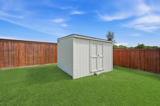 201 Volunteer Drive, Sherman, TX 75090