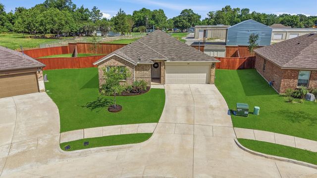 201 Volunteer Drive, Sherman, TX 75090