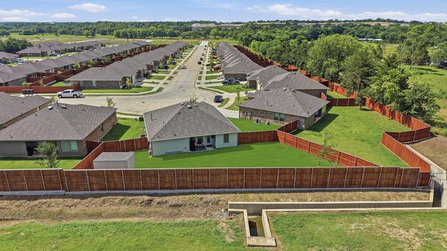 201 Volunteer Drive, Sherman, TX 75090