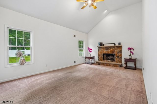 25 Elizabeth Ave, Washington Twp., NJ 07882