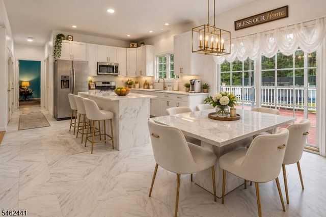 25 Elizabeth Ave, Washington Twp., NJ 07882