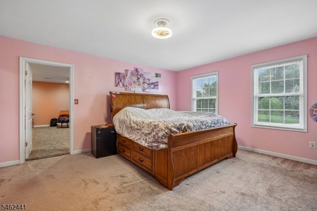25 Elizabeth Ave, Washington Twp., NJ 07882