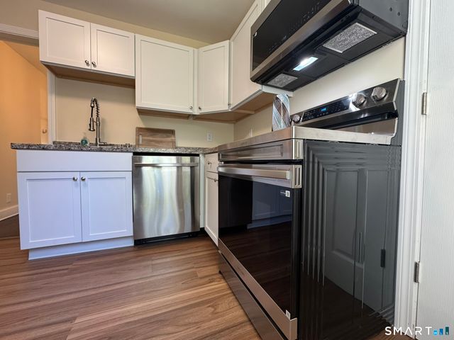 28 Quinlan Avenue, Meriden, CT 06451