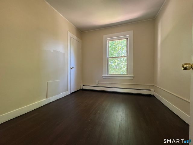28 Quinlan Avenue, Meriden, CT 06451