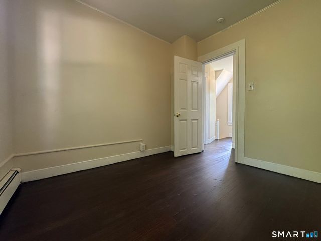 28 Quinlan Avenue, Meriden, CT 06451