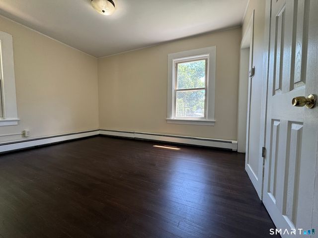 28 Quinlan Avenue, Meriden, CT 06451