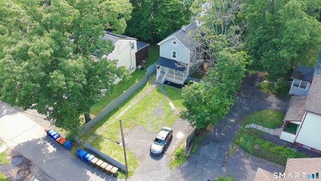 28 Quinlan Avenue, Meriden, CT 06451