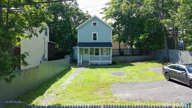 28 Quinlan Avenue, Meriden, CT 06451