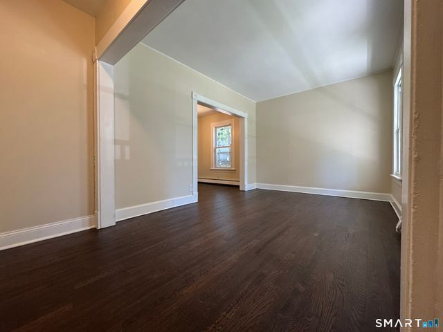 28 Quinlan Avenue, Meriden, CT 06451
