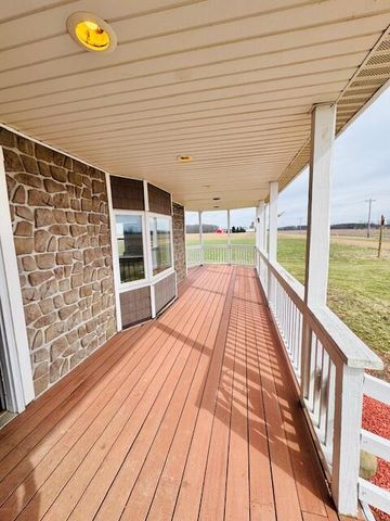 2800 W Clarksville Road, Lake Odessa, MI 48849