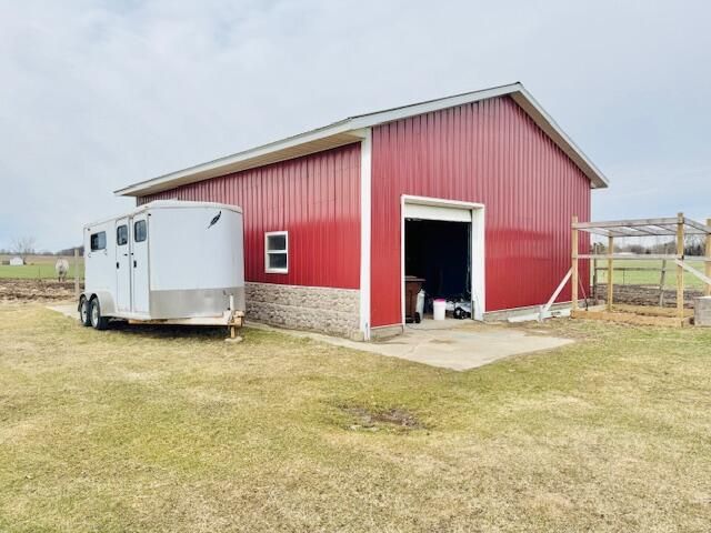 2800 W Clarksville Road, Lake Odessa, MI 48849