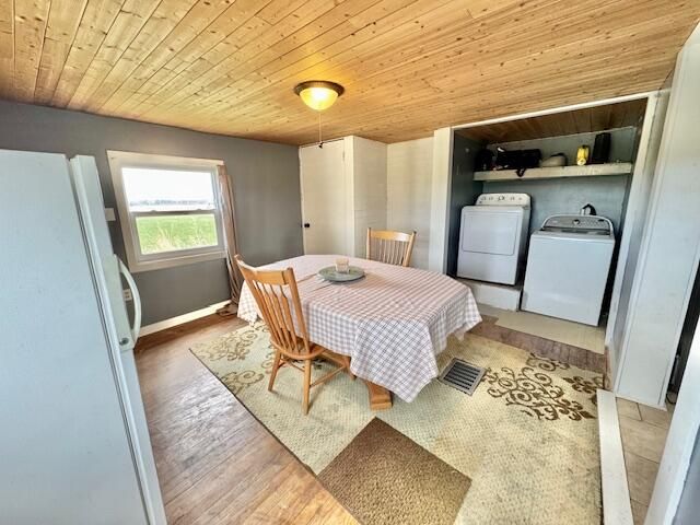 2800 W Clarksville Road, Lake Odessa, MI 48849