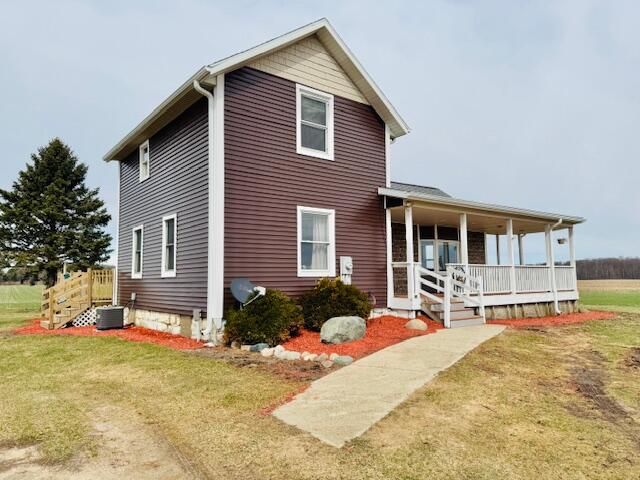 2800 W Clarksville Road, Lake Odessa, MI 48849