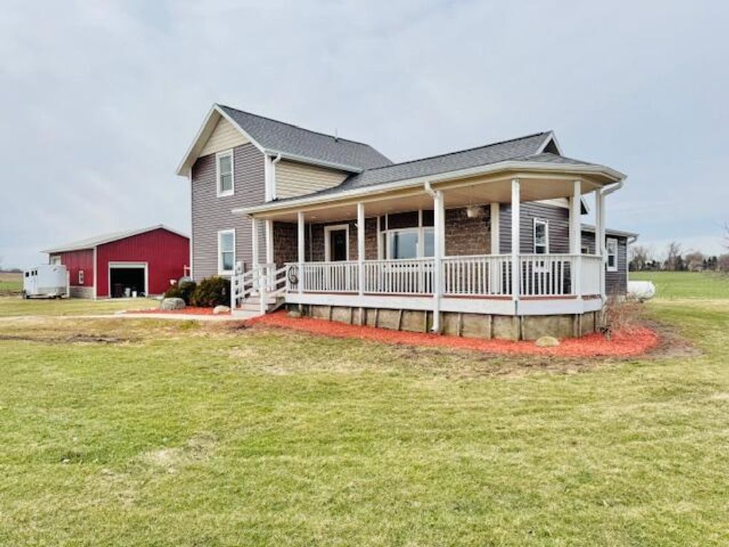 2800 W Clarksville Road, Lake Odessa, MI 48849