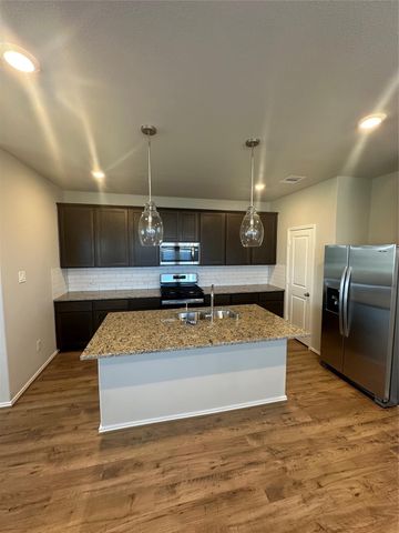 206 Mercury Sky Road, Richmond, TX 77406