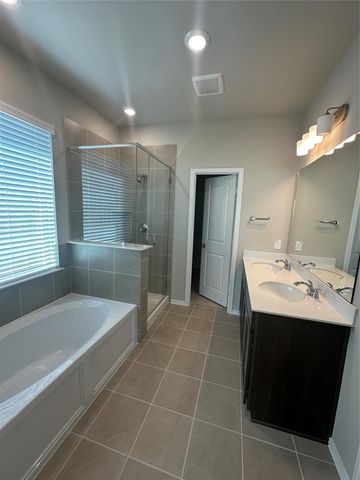 206 Mercury Sky Road, Richmond, TX 77406