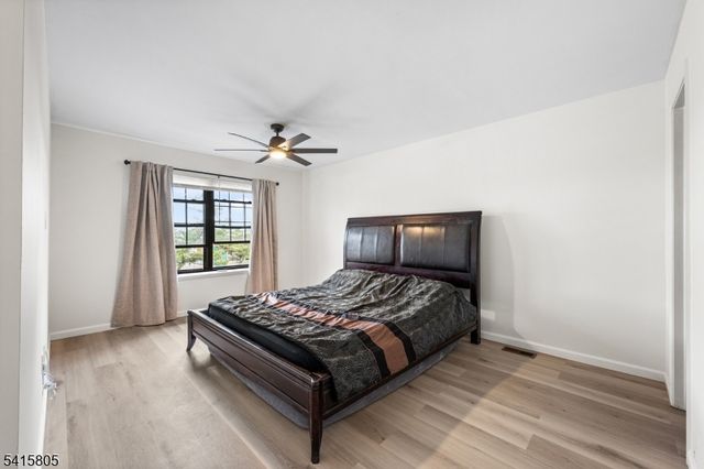 81 Stanwick Ct, Franklin Twp., NJ 08873