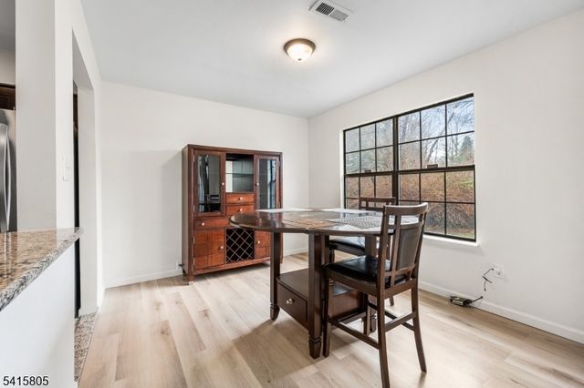 81 Stanwick Ct, Franklin Twp., NJ 08873