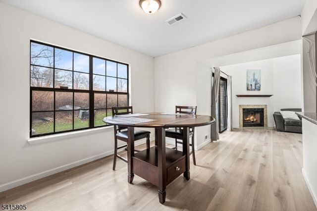 81 Stanwick Ct, Franklin Twp., NJ 08873